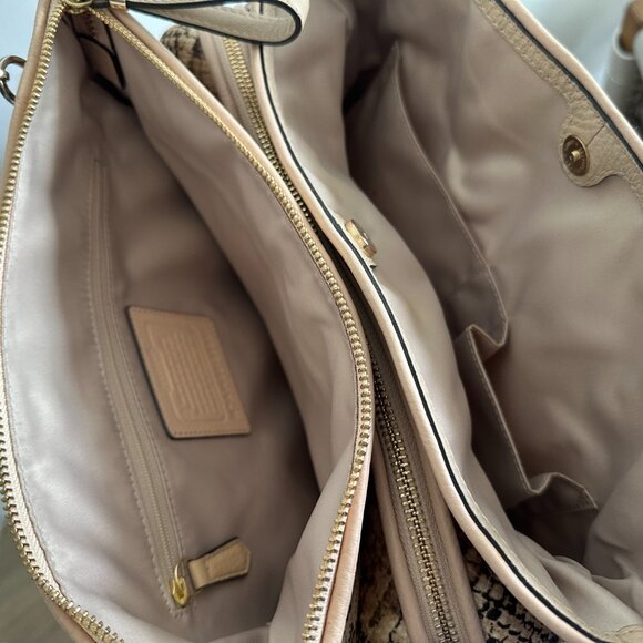 Coach Madison Carryall Bag 30801 - Picture 7 of 9